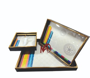 Nueva bandeja de vidrio de diseño abstracto bandeja de servicio de color de borde dorado con asas vidrio de aspecto de lujo - Product Image 3