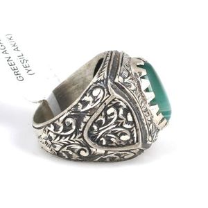 Anillo de Plata de Ley 925 Hecho a Mano para Hombre con Piedra de Ágata Verde Ovalada, Engaste de Bisel Estilo Pluma, Corte Marquesa, Joyería para Uso Diario - Product Image 4