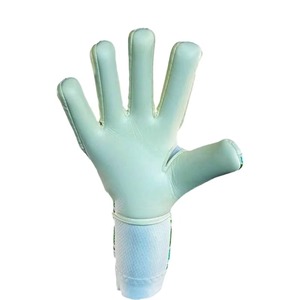 Guantes deportivos de goma transpirables profesionales de alta calidad para fútbol, guantes de portero con diseño de logotipo personalizado al por mayor - Product Image 3