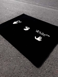 Alfombra hecha a mano con forma especial de mechones Alfombra negra de diseño moderno Alfombra rectangular personalizada Envío directo del fabricante de alfombras - Product Image 2