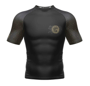 Haute qualité sur mesure hommes Rash Guard Anti-rides respirant léger manches courtes UPF50 + séchage rapide écologique - Product Image 1