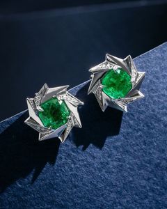 Pendientes de Diamante Cultivado en Laboratorio con Corte Esmeralda Verde Real, Plata de Ley 925, Certificado IGI, Diseño Bonito para Graduación - Product Image 1