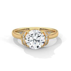 Bague de fiançailles solitaire en or massif avec diamant de laboratoire rond 2 carats et diamants latéraux, clarté VVS – Bague unique en diamant de laboratoire - Product Image 2