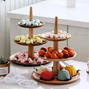 Support de gâteau rond en bois moderne à 3 niveaux détachable professionnel et romantique fait à la main - Product Image 4