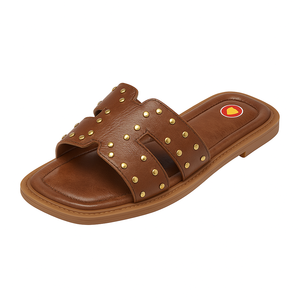 Ciabatte Estive Personalizzabili da Donna <span class=keywords><strong>con</strong></span> <span class=keywords><strong>Borchie</strong></span>, <span class=keywords><strong>Sandali</strong></span> Piatti <span class=keywords><strong>con</strong></span> Punta Quadrata in PU, Chiusura Slip-On, Servizio OEM/ODM - Product Image 1