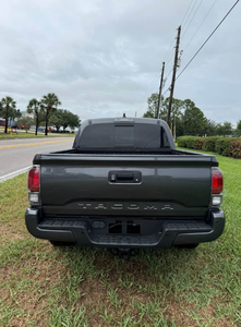 Toyota Tacoma 2020 d'occasion - Cabine Double - TRD Off-Road - Pick-up 4 portes - Benne de 5 pieds - À vendre - Product Image 2