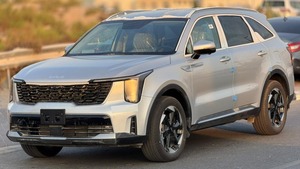 Kia Sorento 2025, options intermédiaires, 4 roues motrices, 2,5 L, 4 cylindres, essence, automatique, SUV/Crossover - Product Image 4