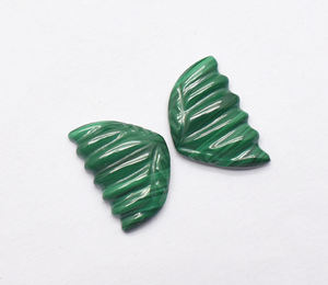 Sculptures en forme de papillon en malachite naturelle 12.75 Cts Sculptures en vrac en malachite 15.5X11mm - Product Image 5