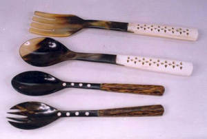 Cuchara de cuerno de búfalo original de aspecto moderno de calidad estándar a precio asequible fabricante y exportador de cuerno de beber de la India - Product Image 2