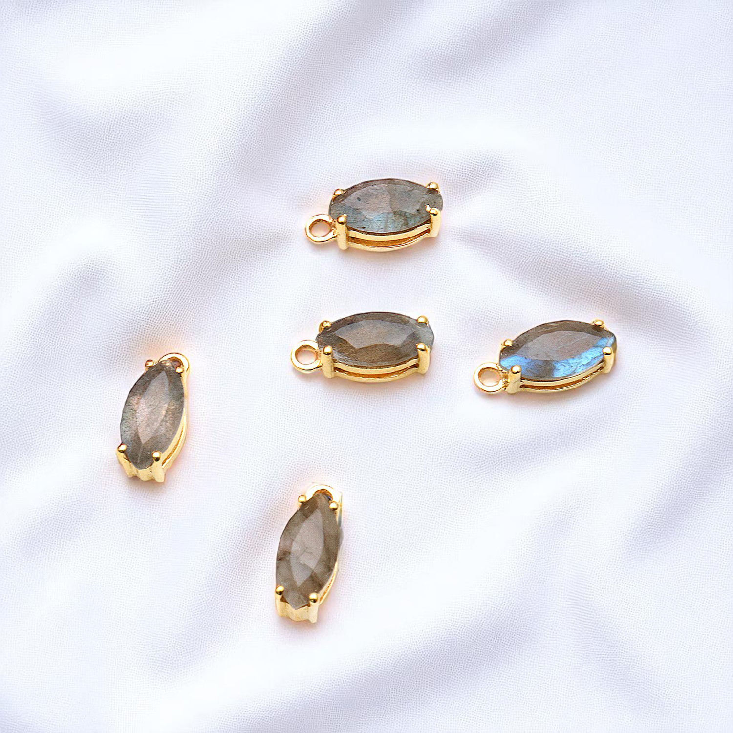 ลาบราดอไลท์