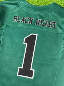 2024 ensembles de vêtements de football américain personnalisés uniformes de sublimation élégants avec des maillots personnalisés de broderie entièrement personnalisables - Product Image 5