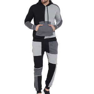 Vente en gros de survêtements écologiques 100% coton surdimensionnés coupe élégante sweats à capuche de sport avec logo personnalisé à la mode sur la taille porter - Product Image 4