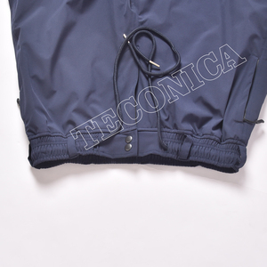 Pantalones Cargo de Nieve Azul Marino con Bolsillos con Cremallera, Cintura Ajustable con Tiras, Forro Cálido y Diseño Impermeable de Pierna Ancha - Product Image 3
