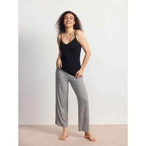 Camisola de Bambú con Cuello en V para Mujer, Tejido de Punto Premium, Estilo Casual para Primavera, Características Suaves - Product Image 1