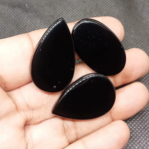Proveedor personalizado de cabujones de ónix negro natural para anillos y colgantes rosas - Product Image 1