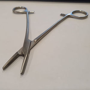 Soporte de aguja Mayo Hegar con mordazas de acero junta de tornillo de tijera instrumentos de precisión óptima calidad de uso de Cirugía General reutilizable - Product Image 2