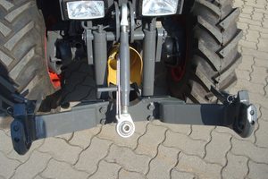 Tracteur agricole Fendt 4x4 de haute qualité avec transmission par engrenages, moteur 25 CV, pompe, boîte de vitesses, composants essentiels, roulement et moteur - Product Image 4