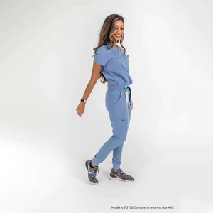 Uniformes médicos ajustados modernos personalizados para mujeres, uniformes de enfermera para hospitales y clínicas, diseño personalizado, servicio OEM disponible - Product Image 2