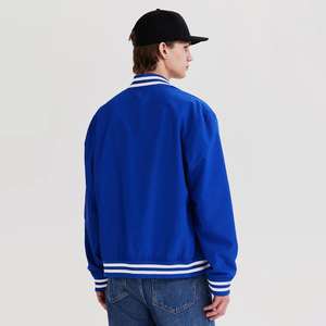 Veste bomber pour homme, nouvelle conception 2025, col montant, tissu polyester de haute qualité, couleur bleue, veste bomber oversize pour l'hiver - Product Image 3