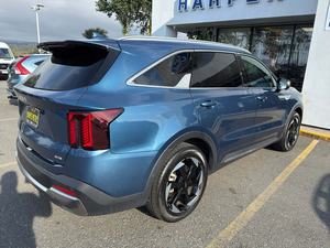 Kia Sorento Híbrido SX Prestige AWD 2025 Azul Impecable, Usado, con Techo Solar, Arranque Remoto, Asientos de Cuero, Automático - Product Image 4