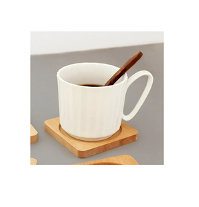 Posavasos de madera ligero de excelente calidad con estante para tazas Accesorios para el hogar disponibles a precio mayorista - Product Image 2