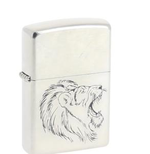 Briquet élégant à motif de tête de lion - Argent brossé, coupe-vent, cadeau unique, inspiré de l'art du tatouage, accessoire religieux ou de mode - Product Image 1