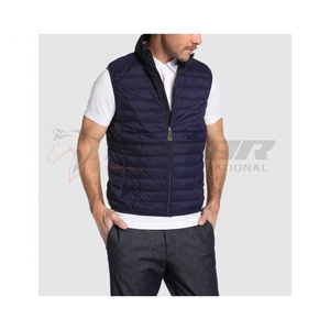 Elegante chaleco Ecuestre para mujer hecho con un diseño ajustado a medida, tejido transpirable de secado rápido, costuras reforzadas y cómodo - Product Image 1