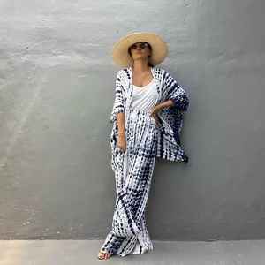 Kimono Tie-Dye para mujer, vestido playero de media manga, para vacaciones de verano - Product Image 4