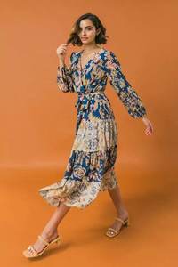 Robe mi-longue à imprimé Floral, col en V, manches bouffantes à volants, Slim, fendue, en Polyester, vêtements pour femmes, nouvelle collection été 2023 - Product Image 4