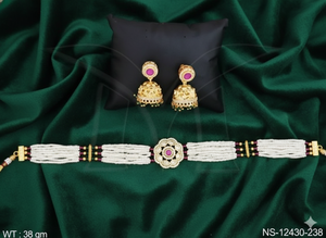 Elegante Collar de Gargantilla con Cuentas Antiguas de Alto Pulido Dorado, Estilo Elegante, Joyería Étnica, Ideal para Bodas y Fiestas - Product Image 4