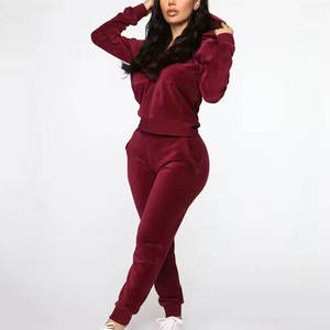 ชุดวอร์มกำมะหยี่ผู้หญิง ดีไซน์เอง คุณภาพสูง ขายดี ทรงเข้ารูป ผลิตจากวัสดุคุณภาพดีที่สุด - Product Image 1