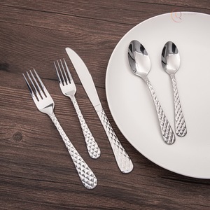 Ensemble de couverts de table en acier inoxydable de qualité supérieure pour la restauration à domicile et les fêtes |   Vaisselle moderne écologique - Product Image 4