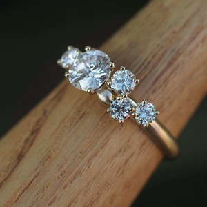 Anillo de Compromiso con Diamante Cultivado en Laboratorio de Corte Redondo de 1.00 Quilates, Claridad VS1, Anillo de Boda de Oro Amarillo, Certificado GIA, Joyería Fina S - Product Image 5