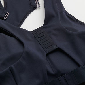 Soutien-gorge de sport sans couture à maintien moyen, polyester et élasthanne, respirant, confortable, léger, grande taille, soutien-gorge de sport pour femmes en vente - Product Image 6