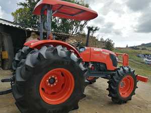For L4154 50 HP Wheel Tractor with Front Loader Orange Color Engine & Gear Components - Product Image 3