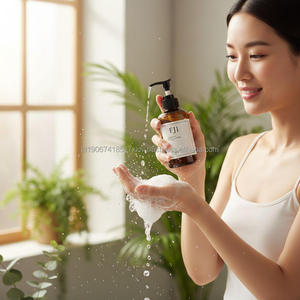 Savon pour les mains végétalien en marque privée - Product Image 1