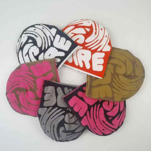 Service OEM avec lettre Jacquard tricoté personnalisé votre logo Bonnet en jacquard de sport à revers Mode Hiver Bonnet en jacquard - Product Image 3