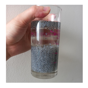 Semillas de albahaca de alta pureza de Vietnam, ideales para agregar textura y sabor únicos a varias bebidas - Product Image 1