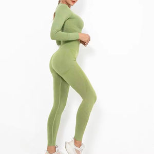 Ensemble de yoga au genou de grande taille pour femmes sur mesure de haute qualité équipement d'entraînement solide avec décoration de broderie vente en ligne - Product Image 1