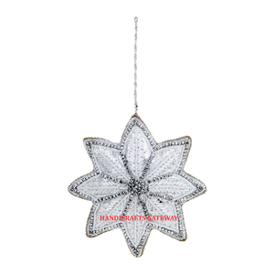 Meilleures décorations de Noël indiennes faites à la main en argent avec broderie zari et travail de perles pour la décoration de la maison - Product Image 1