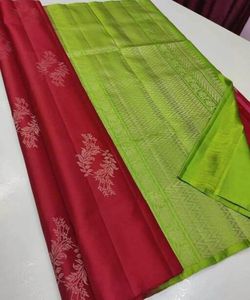 Saree en mousseline de soie pour vêtement ethnique moderne gracieux avec travail exclusif de la pierre et détails de perles. kurti - Product Image 5