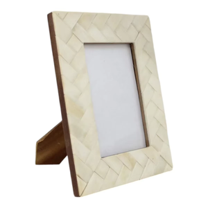 Marco de Fotos Artístico con Incrustaciones de Hueso Hecho a Mano |   Marco de Fotos Decorativo para Sala de Estar y Oficina - Product Image 1