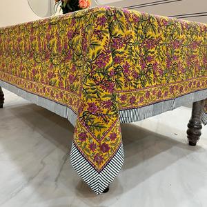 Nappe en tissu imprimé à la main en Inde, motif floral de cymbidium, vert lime, rose, vert, tissu artisanal, couverture pour la décoration de table de Noël - Product Image 4