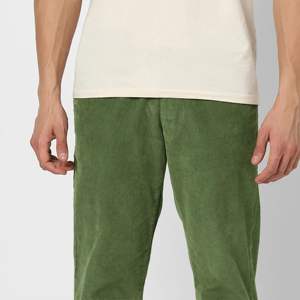 Joggers atléticos relajados para hombres-Ideal para gimnasio o actividades al aire libre, ajuste cómodo con tecnología de secado rápido - Product Image 4