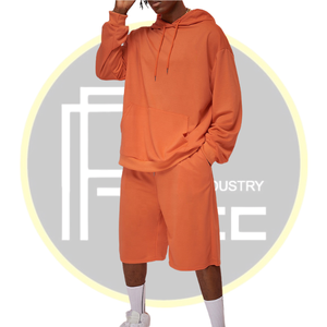 Conjunto de pantalones cortos y Sudadera con capucha naranja personalizable para hombre Ropa de descanso informal personalizada para el verano - Product Image 3