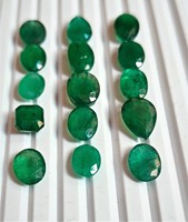 2025 attrayant lisse poli émeraude pierre précieuse mélange lâche pierre émeraude de couleur verte naturelle ovale coupe mélange forme taille
