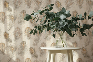 Papel Tapiz de Plumas de Pavo Real Hecho en Alemania, Rollos Beige Dorado, Estructura Textil de Vinilo No Tejido, Lavable, para Hogar, Sala de Estar, Hotel y Más - Product Image 6