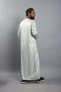 Thobe Hijazi vert sauge pour hommes adultes, vêtement musulman traditionnel polyvalent, respirant, léger, en polyester, à manches longues - Product Image 4