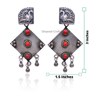 Pendientes de diseño de pavo real oxidado de plata, joyería tradicional colgante elegante para mujeres y niñas, pendientes de diseñador para mujeres y niñas - Product Image 1