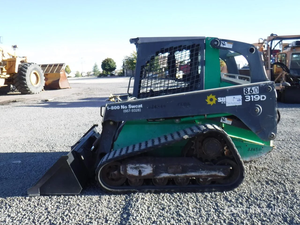 รถตักล้อยางขนาดเล็ก John Deere 319D ปี 2011 กำลัง 68 แรงม้า พร้อมรางยาง ขาย - Product Image 6